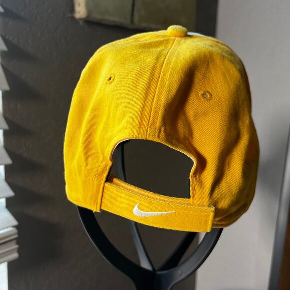 Nike Yellow White Swoosh Adjustable Baseball Cap - Picture 3 of 7